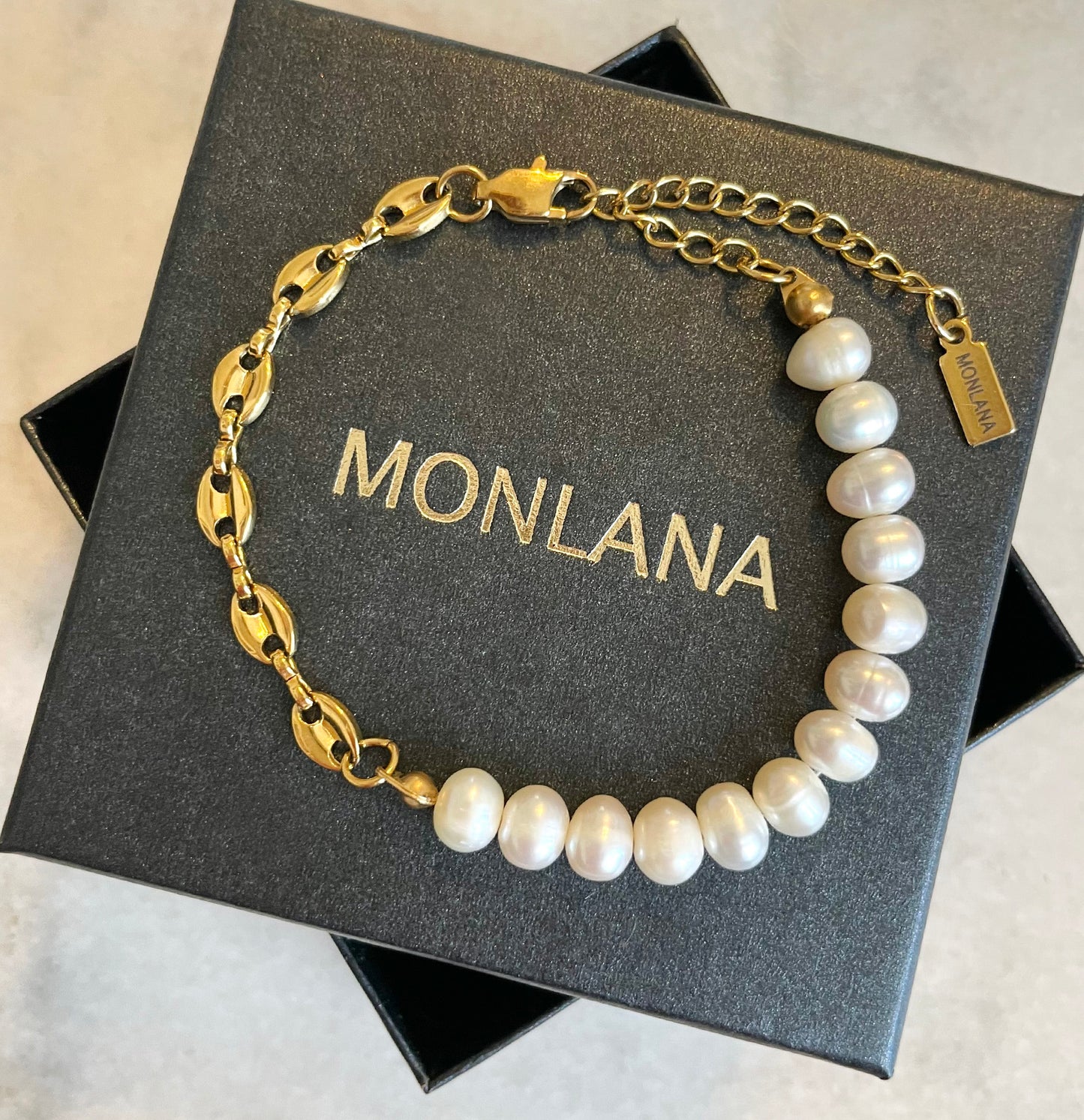 Firenze Natural Pearl Bracelet