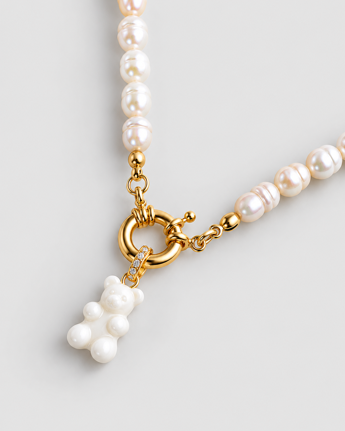 Natural Pearl Necklace with Gummy Bear - White